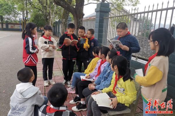 怀化市靖州县甘棠镇小学：英雄故事伴学生成长(2)(1)2.jpg