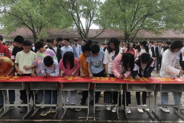 5 防溺水演练新闻1.jpg